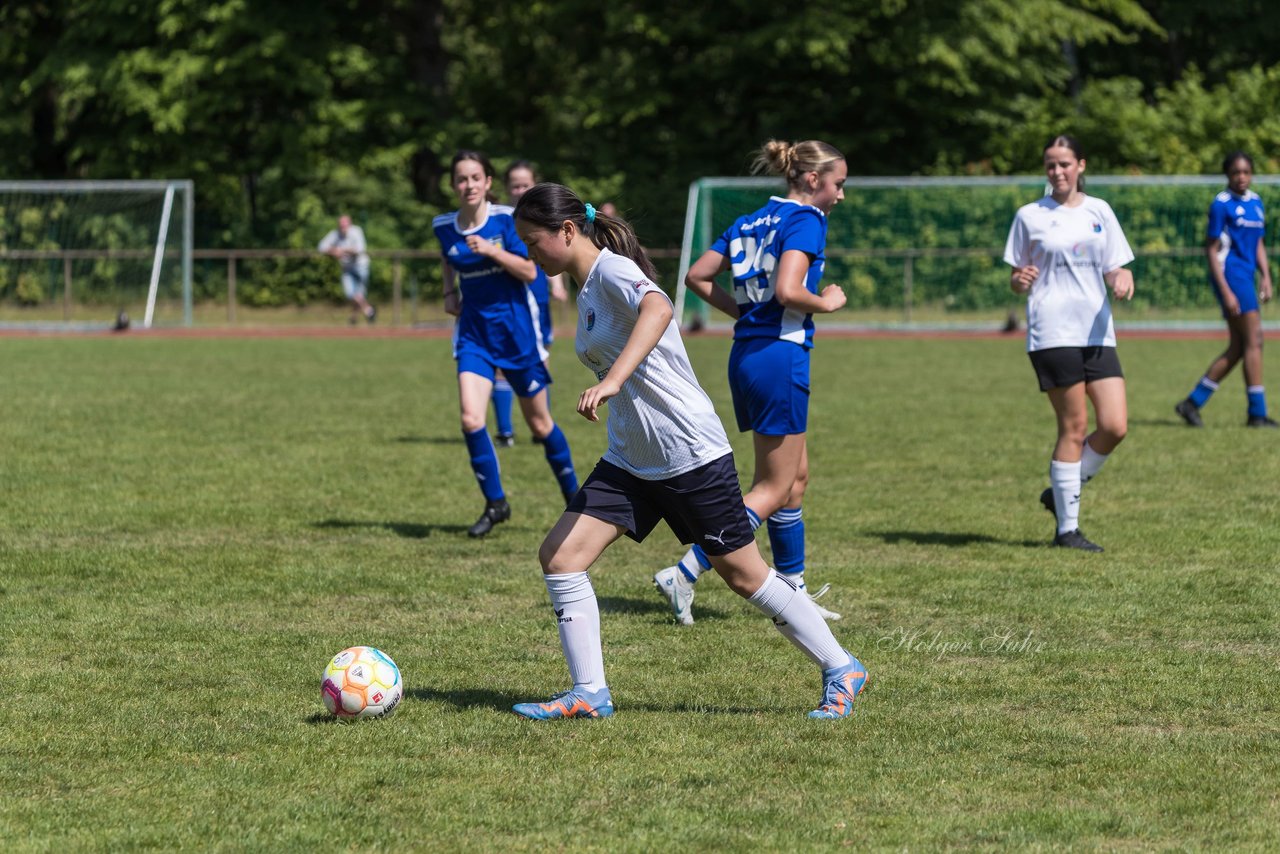 Bild 177 - wBJ VfL Pinneberg - Harksheide : Ergebnis: 2:1